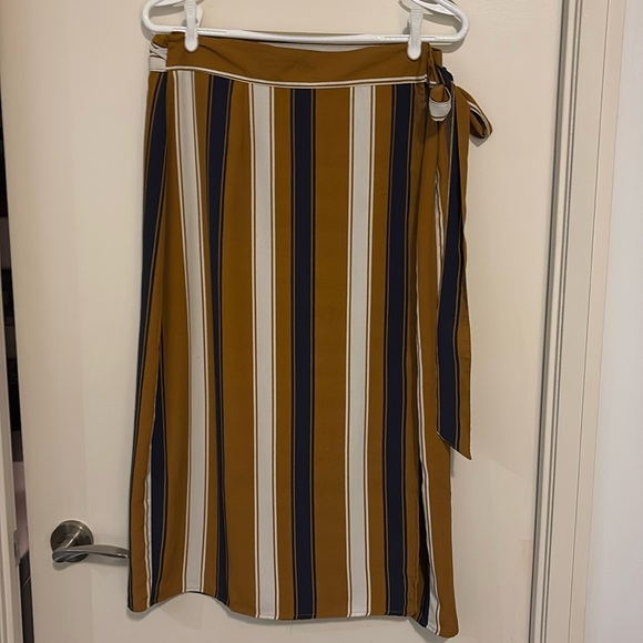 Midi Wrap Skirt - Size XL. Porridge Clothing for Anthropology - Picture 1 of 4